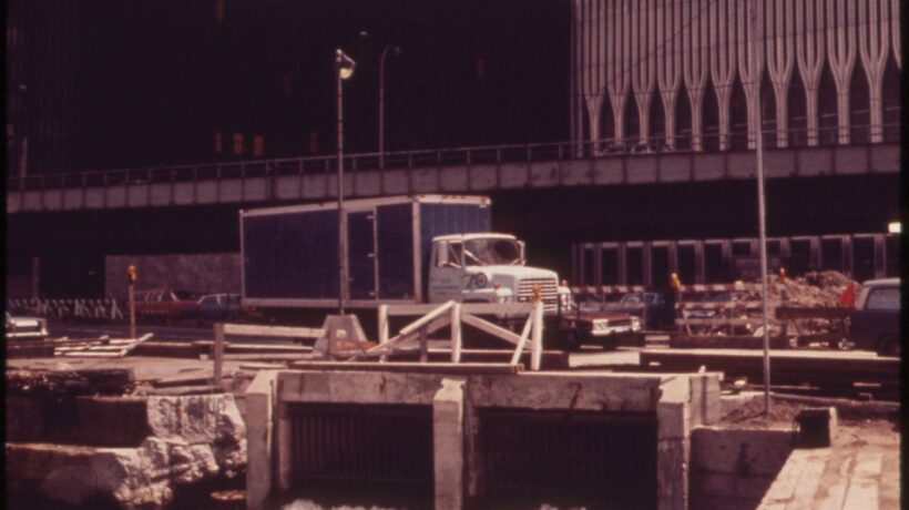 Scarico delle acque reflue delle torri nel fiume Hudson (National Archives)