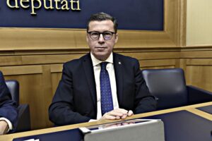 Dietro le batterie al porto di Taranto c’è un «mandante» del Conte Ter