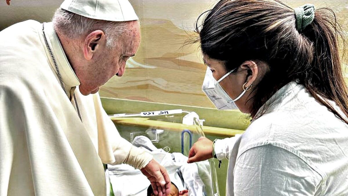 Recupero lampo per il Papa. Non vuole essere sostituito durante la Settimana Santa