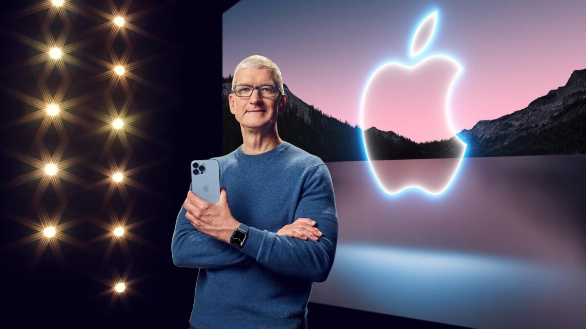 Con la scusa del «compra e paga poi» Apple vuole sapere tutto dei clienti