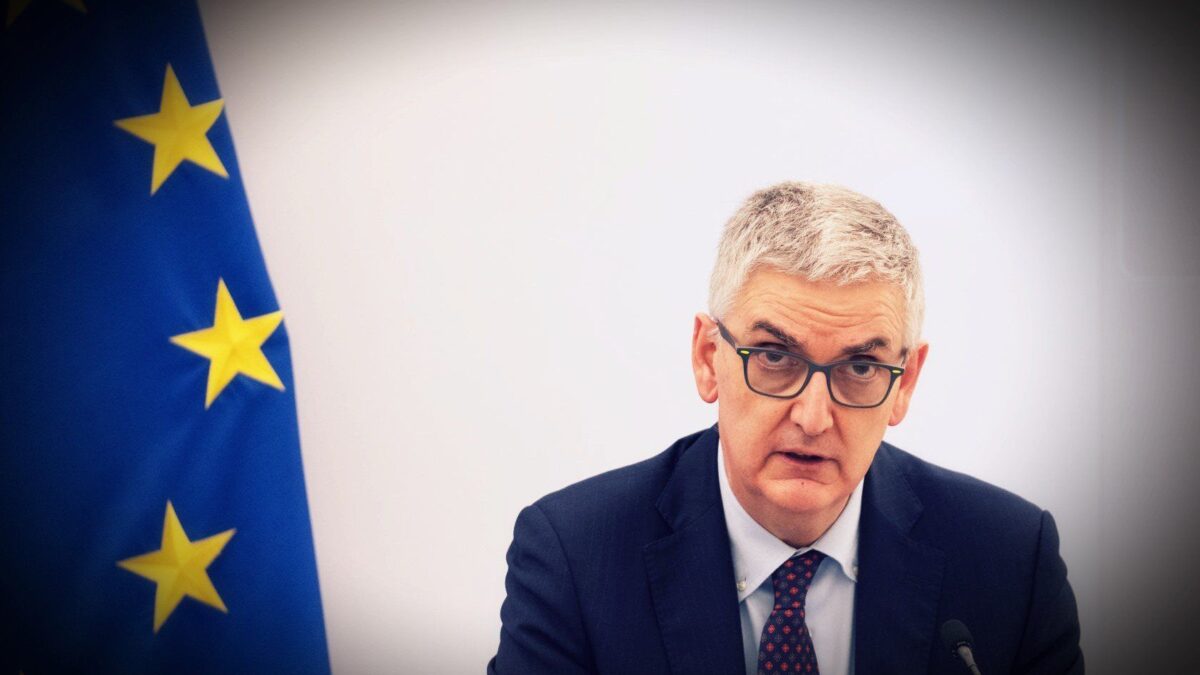 In assenza di dati l’Iss fa un altro spot per il vaccino alle donne incinte