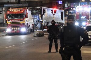 Effemeridi: dall’attentato di Stoccolma alla morte di Primo Levi
