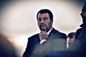La Cina punta il ponte sullo stretto. Salvini interviene: solo aziende Ue