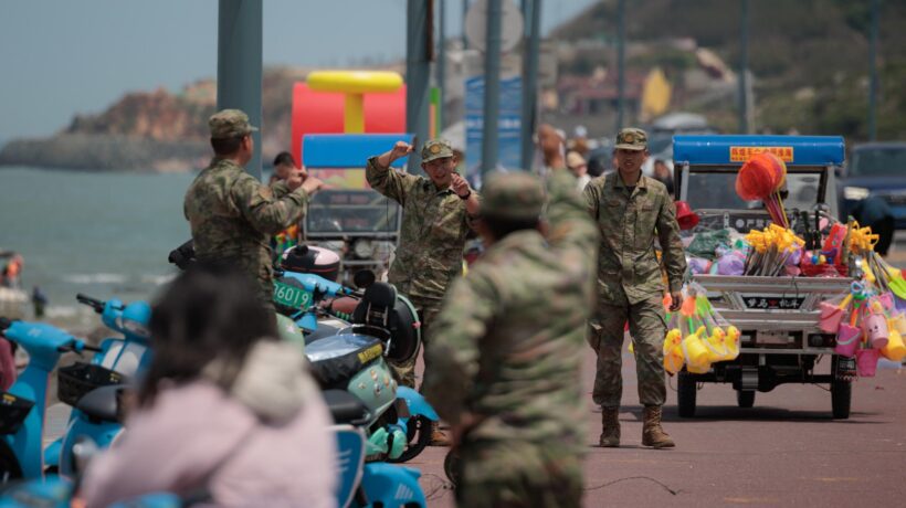 La Cina conclude l’invasione simulata. E in mare a Taiwan arriva una nave Usa