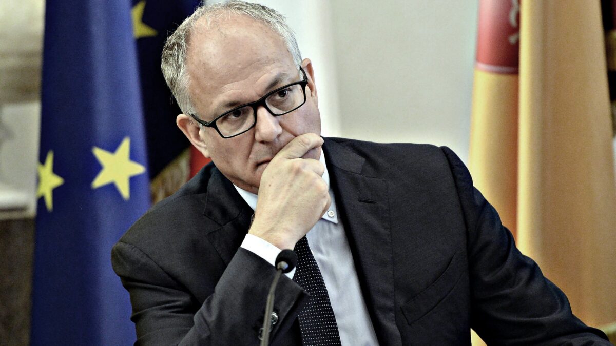 Assessore indagato, ma Gualtieri la conferma
