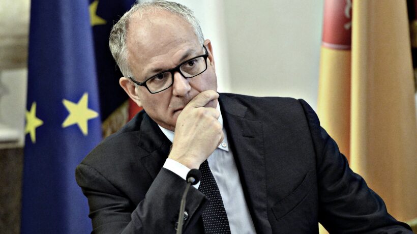 Assessore indagato, ma Gualtieri la conferma
