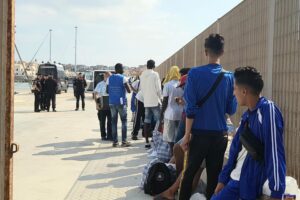 I giornali cattolici tifano per la sostituzione etnica