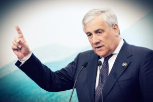 Ma il governo prende le distanze. Tajani: «Non è una nostra scelta»