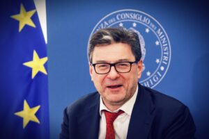 Il Def passa in Senato e alla Camera Economia in ripresa: Pil su dello 0,5%