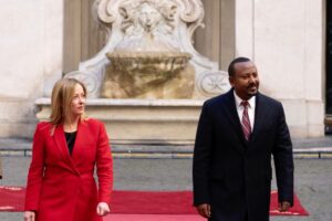 La Meloni porta in Africa il suo piano Mattei