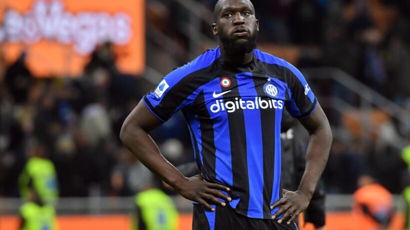 Arbitri stizziti per la grazia a Lukaku: «Cartellini sempre a chi fa come lui»
