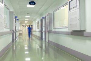 Il dirigismo del Pnrr inguaia la sanità e costringe le Regioni a spendere di più