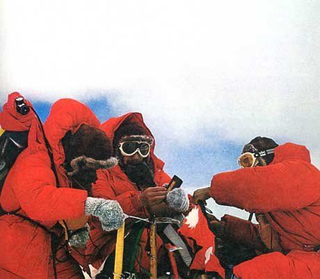 7 maggio 1973. Sulla vetta dell'Everest salgono Fabrizio Innamorati, Virginio Epis e Claudio Benedetti (everestnews.com)