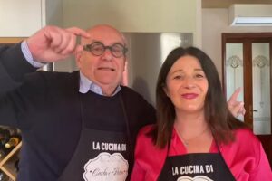 Le pillole di galateo di Petra e Carlo: come servire gli asparagi