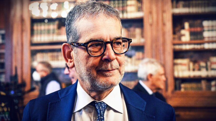 Vivendi cala la sua Carta per sbrogliare Tim