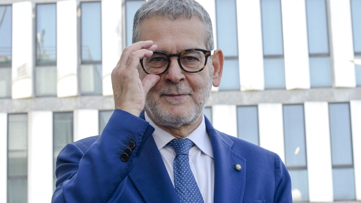 Tim, veti dei fondi sull’ammucchiata