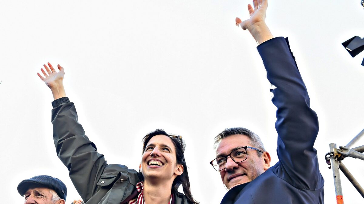 Il Pd del Jobs act con i sindacati protesta contro l’aumento dei salari