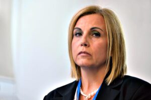 Decessi dopo le punture. L’Aifa nascose i dati anche all’ufficio stampa