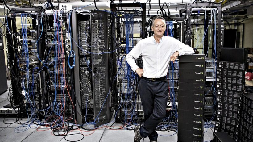 Il padrino dell’Ia si dimette da Google: «Rischi spaventosi». E Hollywood si ferma