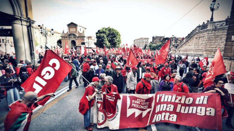 Pur di attaccare la Meloni i sindacati si buttano a destra