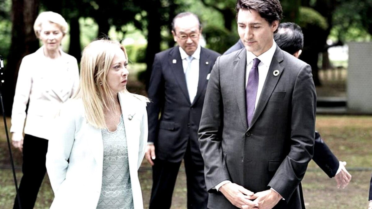 L’uomo che ha sequestrato i soldi ai canadesi viene a darci lezioncine di libertà sui gay