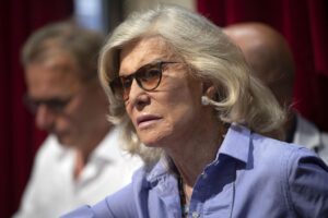 «Ebbi uno dei primi amori omo pubblici ma non condivido le convenzioni Lgbt»