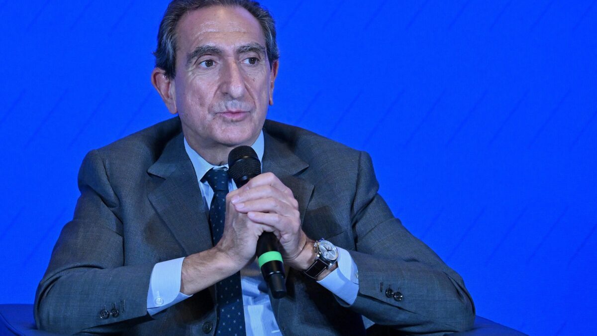 In viale Mazzini è già soccorso rosso. I sindacati pronti a difendere il feudo