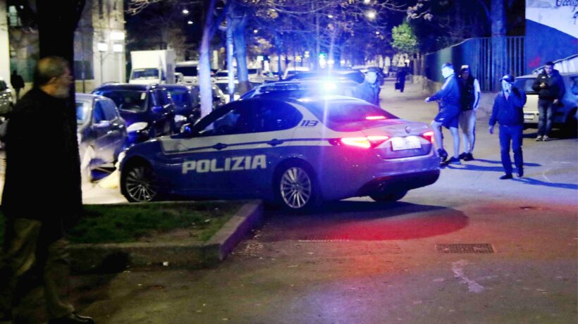 Africano segue  donna fino a casa: entra di forza e tenta di stuprarla