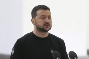 Zelensky: «La controffensiva? Non adesso»