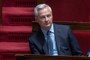 Incontro a tre con Parigi e Berlino: Roma va a trattare negli Usa per l’Ira