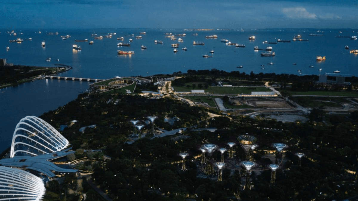 A Singapore per immortalare «NeWater»: il nuovo scatto sostenibile di Guindani per Banca Generali