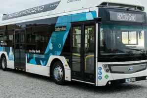 «I portoghesi interessati alla quota di Invitalia in Industria italiana autobus»