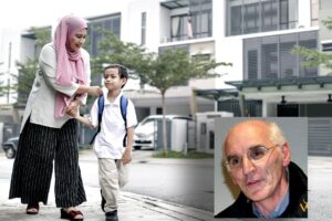 Islamico lascia la scuola che censura Gesù