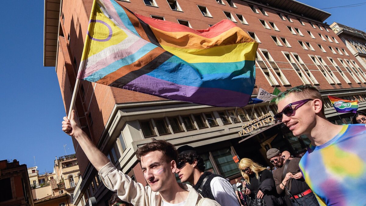 Utero in affitto, ma non solo: i deliri del pride