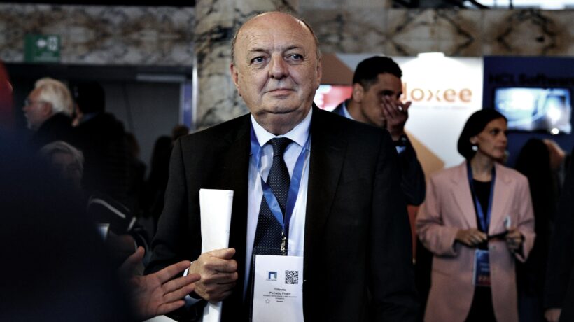 Pure Pichetto Fratin cade sulle rinnovabili: «Sono la salvezza». I numeri dicono altro
