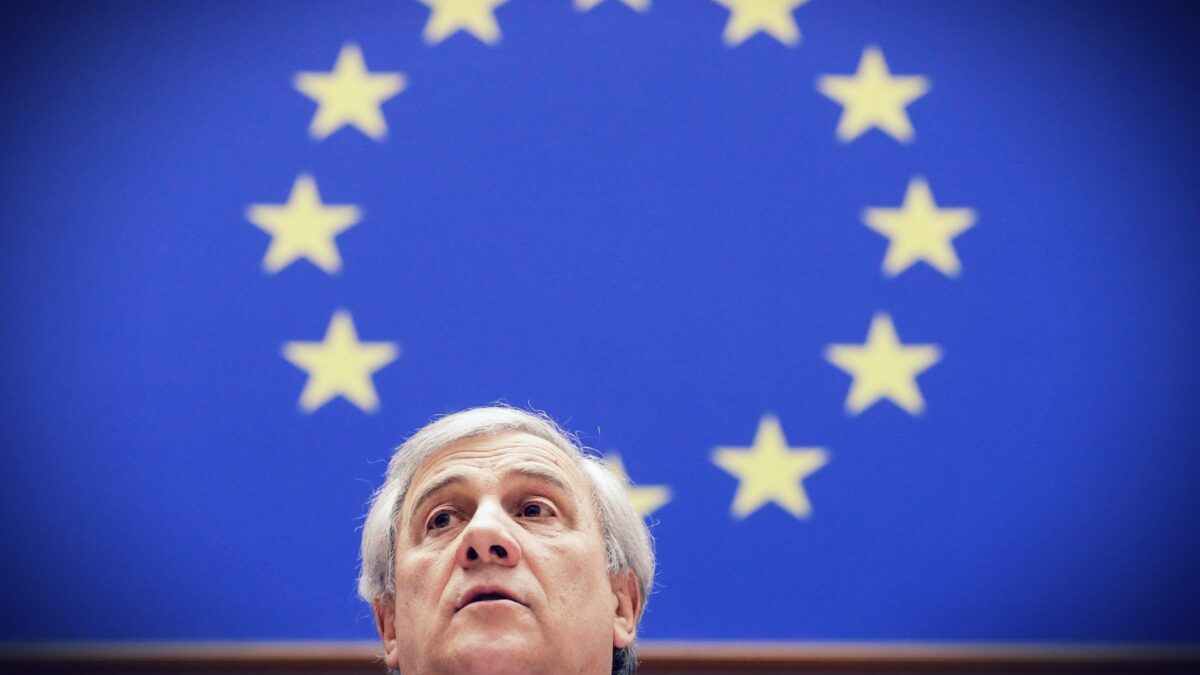 l «pacco» del Mes torna in Aula. Forza Italia apre, Meloni al varco