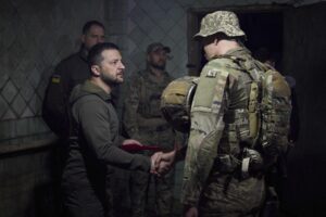 A vincere non sarà il diritto con un successo di Kiev. Bisogna stipulare una tregua