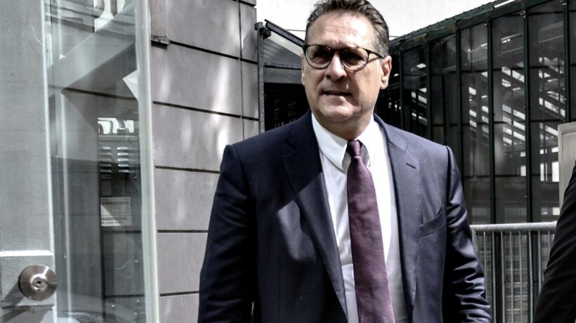 Quelle strane coincidenze russe col trappolone che azzoppò Strache