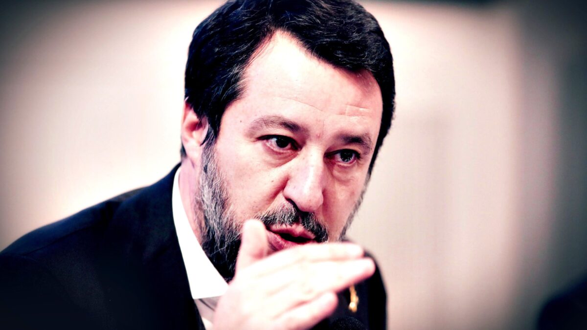 Duello Lega-Fi sull’Ue. Salvini: «Alleanza con il Ppe? No grazie»