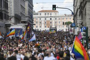 Sinistra in piazza per l’utero in affitto