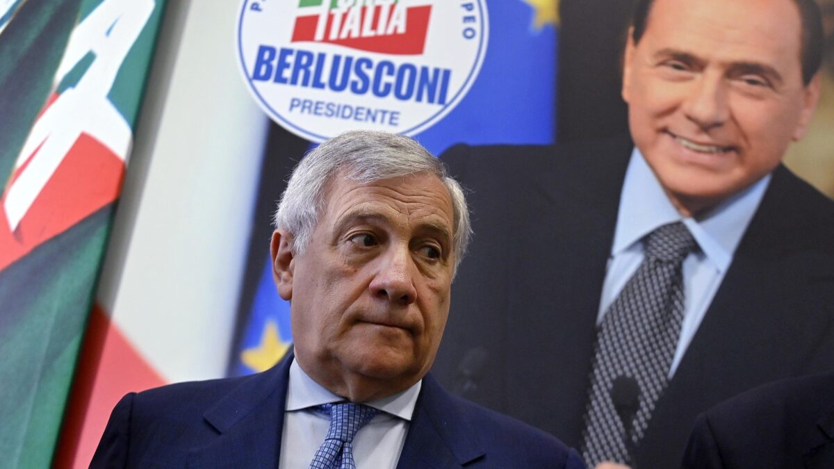 La famiglia del Cav benedice Tajani: per Fi è tempo di diventare partito