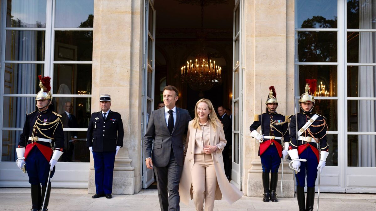 Francia e Italia in pressing sulla Libia per accelerare il ritorno alle elezioni