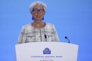 Lagarde, dal target 2% d’inflazione al -1,5° di temperatura del pianeta