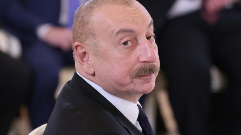 Gas dall’Azerbaigian, aerei per Baku. Armeni risentiti con il governo
