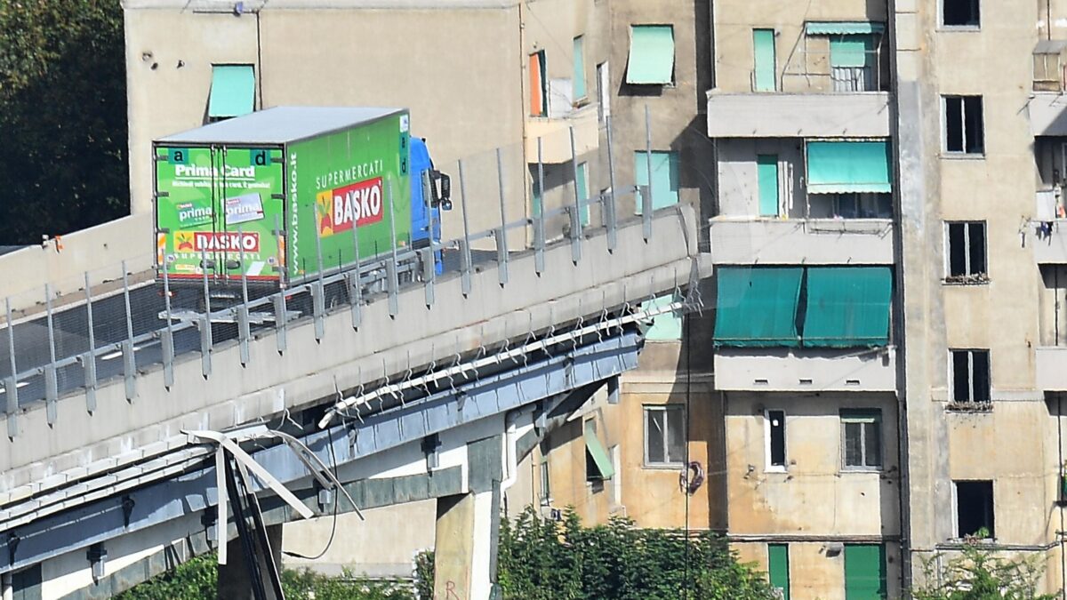 Il giallo del testimone sulla mega polizza del ponte Morandi