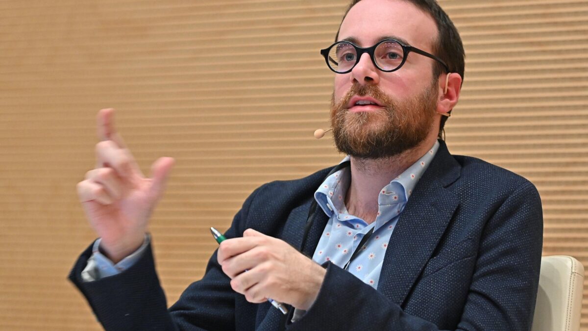 «Il centrosinistra vince se il Pd sta lontano»