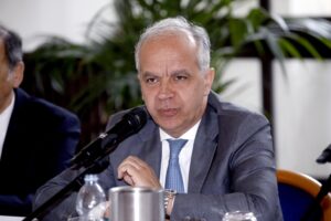 L’Europa va in pressing sull’Italia: dica sì ai campi profughi a pagamento