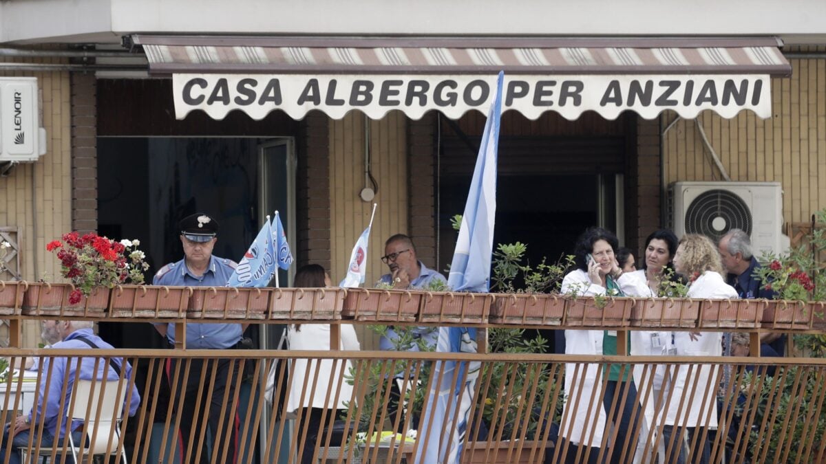 I nostri anziani «sequestrati» da chi dovrebbe proteggerli