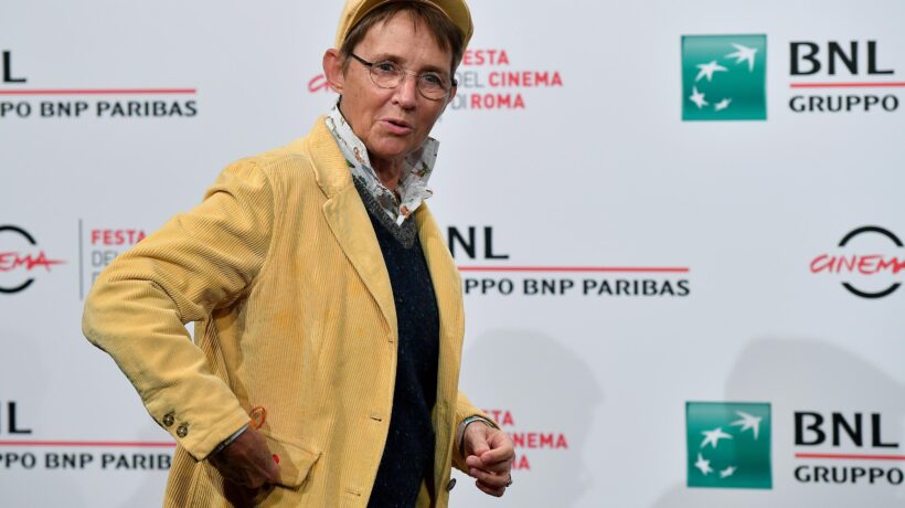 Susanna Tamaro: «Quanti silenzi su obbligo vaccinale e danni»