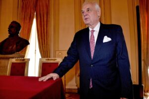 «Sperpero di soldi», sostiene la pm: sequestrati 126.500 euro a Pereira